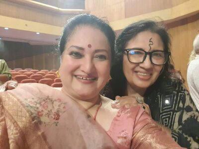 New Dimensions to Margan |  Madhavi Festival - 21st April, 2023 | Arshiya Sethi shares a moment with Meena Chopra