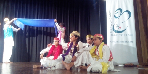 Children performing at a Kri Event